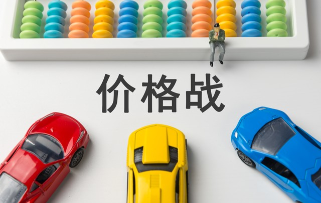 大盘k线图分析走势_大盘震荡探底反弹行情_蓝筹板块破位杀跌走势