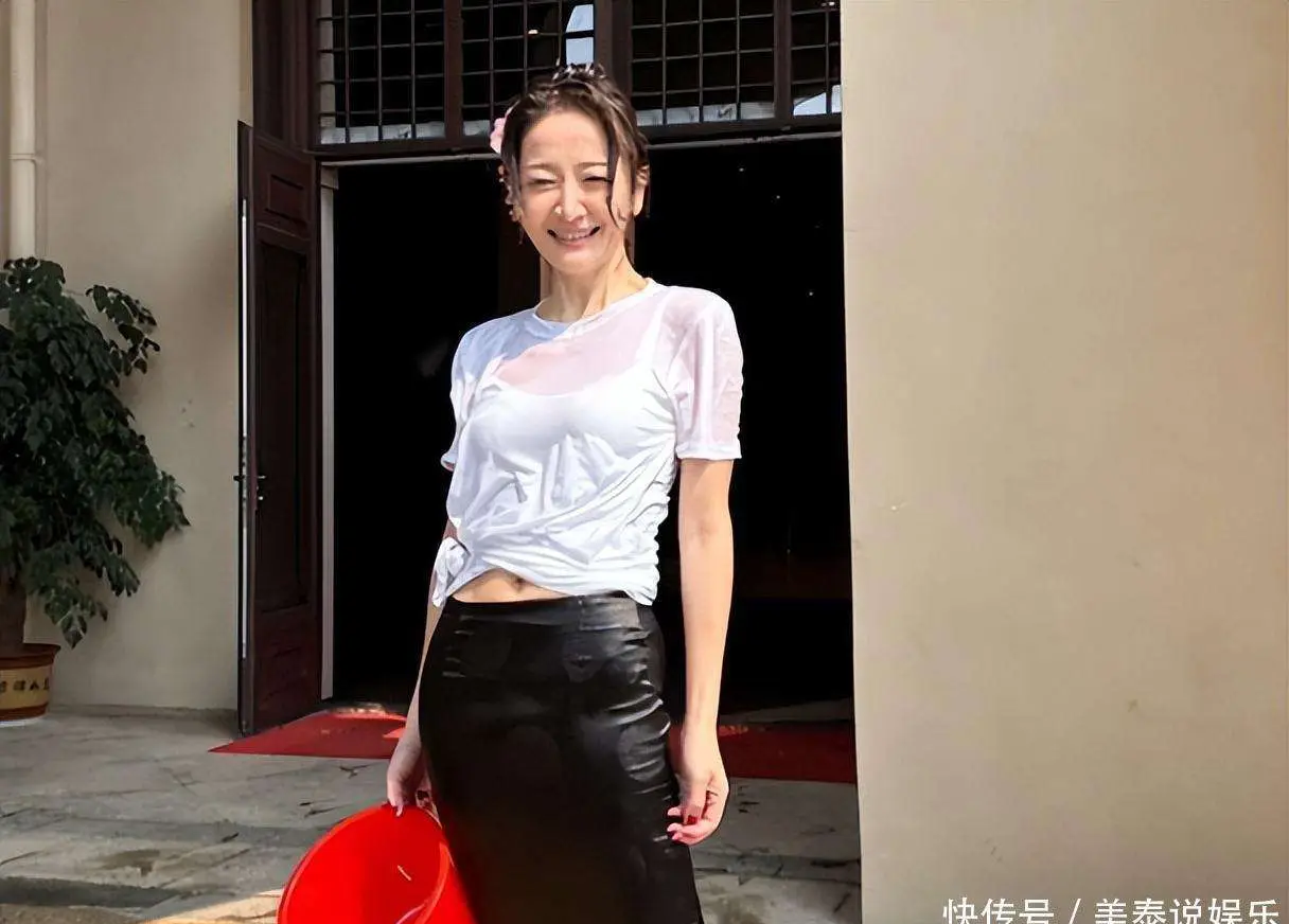 谢颖颖 央视女主持人 事业型女性_央视财经谢颖颖